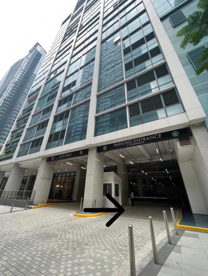 La Palazzo - Across Uptown Mall & Grand Hyatt Bgc ตากิก ภายนอก รูปภาพ