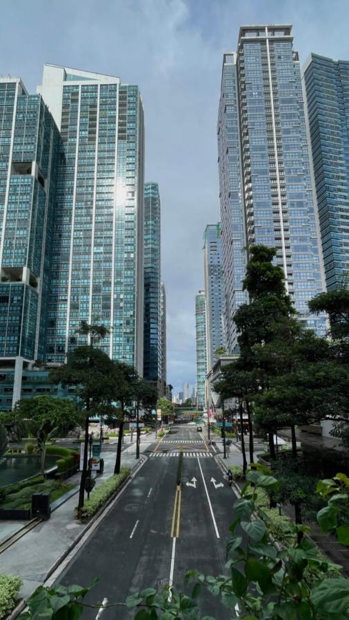 La Palazzo - Across Uptown Mall & Grand Hyatt Bgc ตากิก ภายนอก รูปภาพ